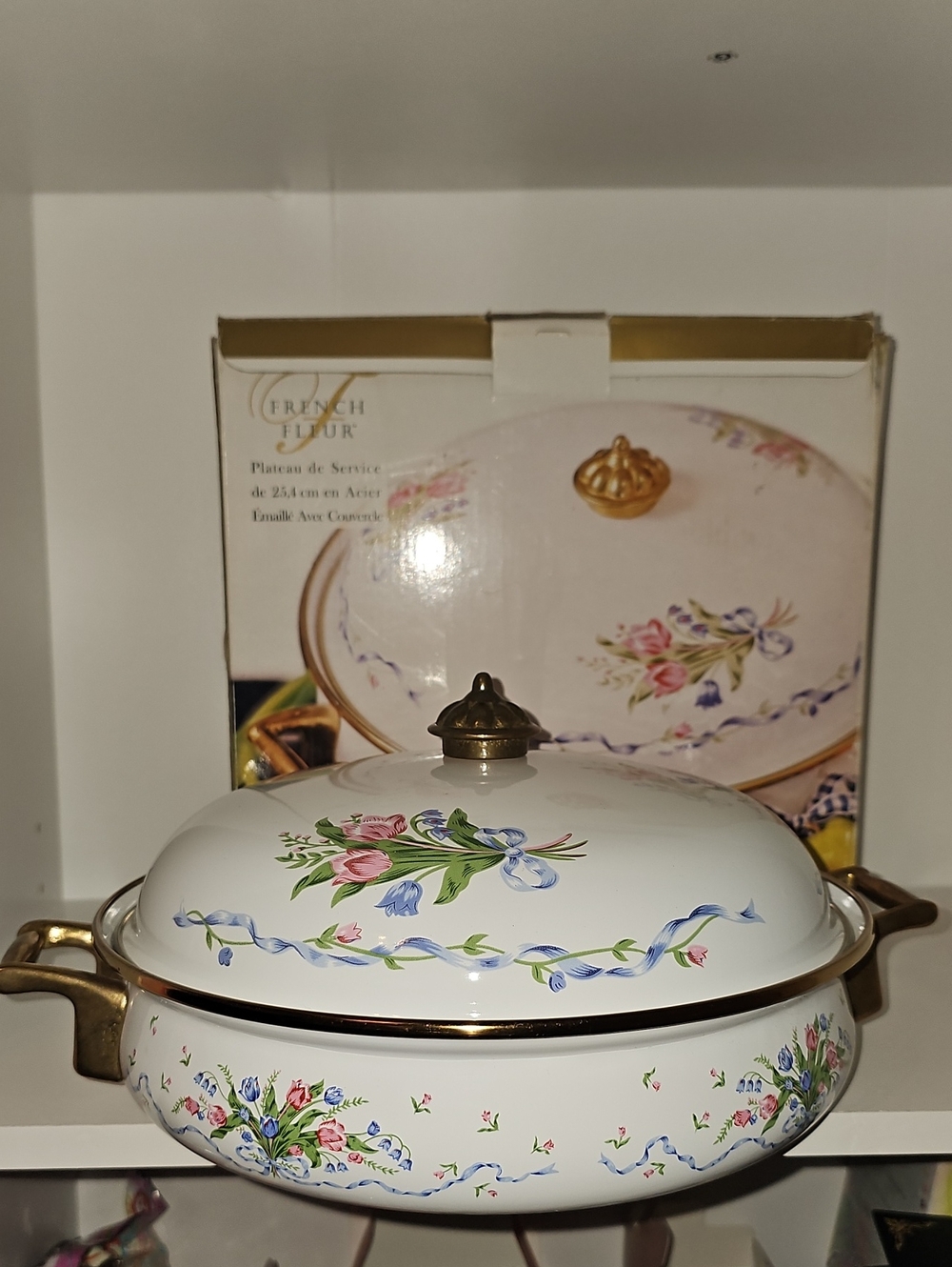 French Fleur Floral Covered Casserole Dish - White Gold Brass Handles Bow